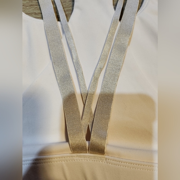 Fabletics Sports Bra - Picture 7 of 7